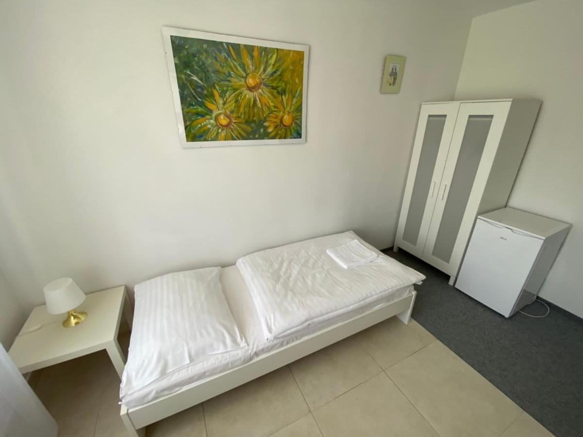 Hostel Kubra *