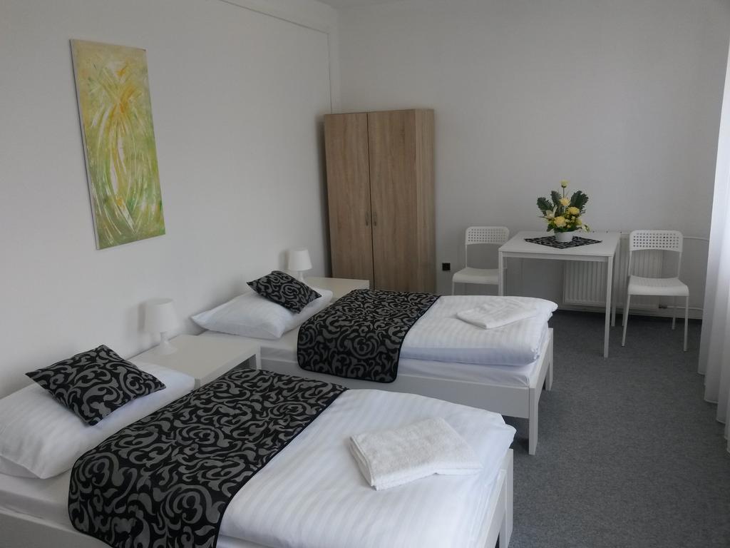 Hostel Kubra *